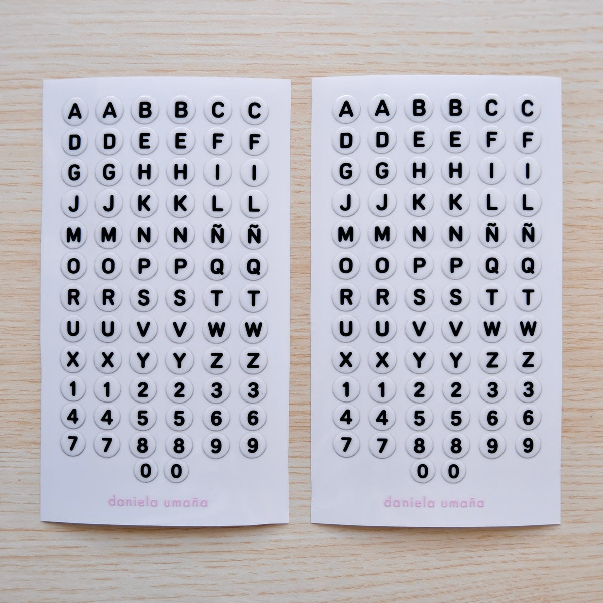 #diseño_abecedario dots